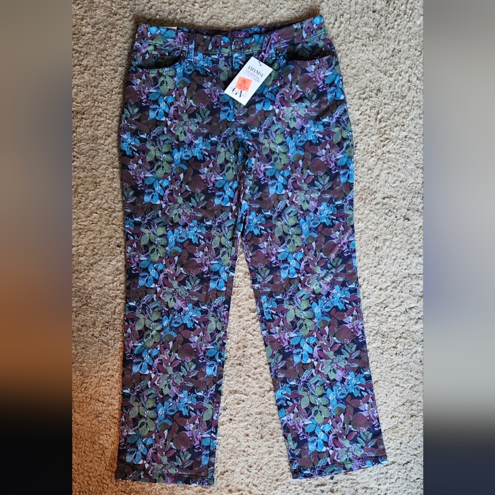 Gloria Vanderbilt Multicolor Floral Women's Chinos - Picture 6 of 6